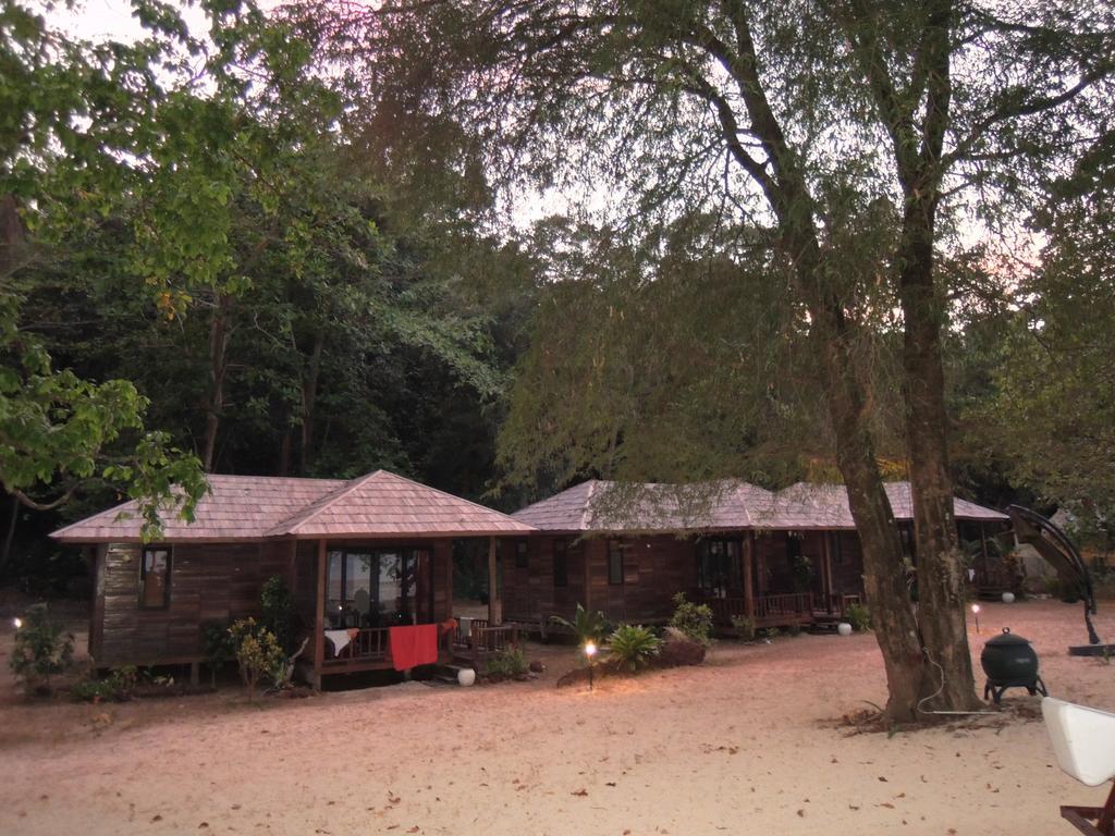Coral Garden Resort Koh Kradan Exterior foto