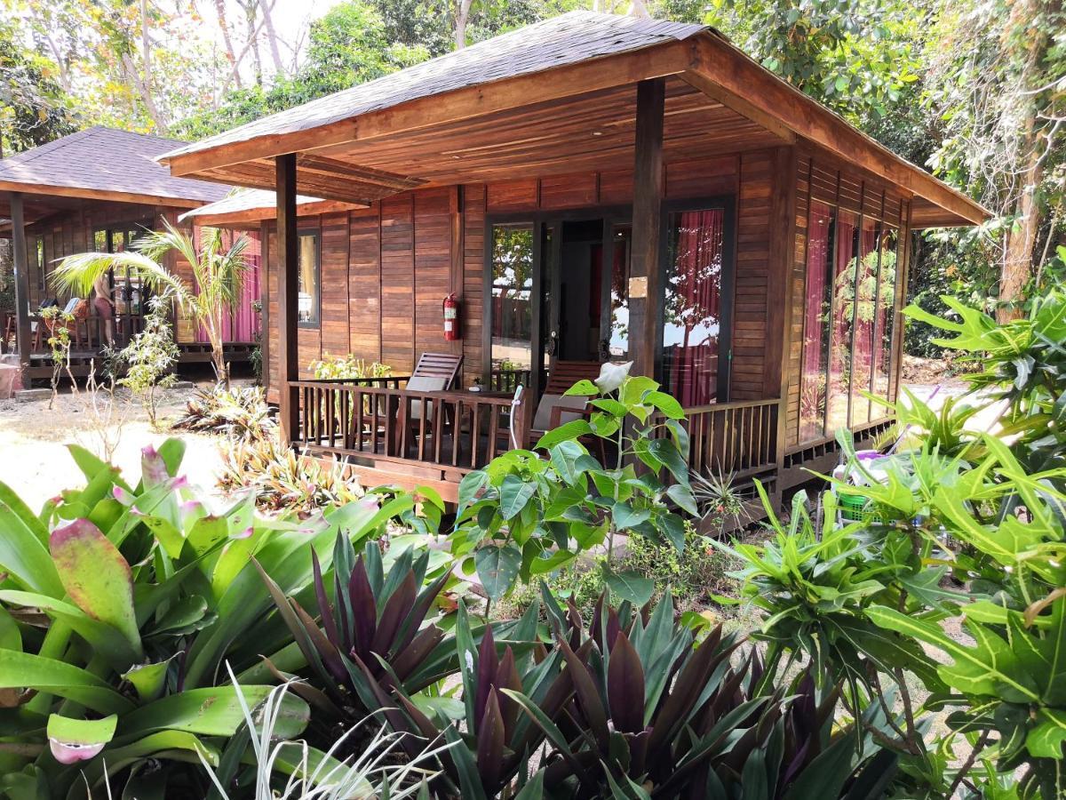 Coral Garden Resort Koh Kradan Exterior foto